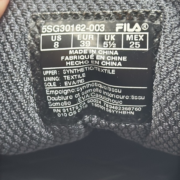 Fila Gray and Black Sneakers Size 8 SNK7625C - Picture 7 of 7